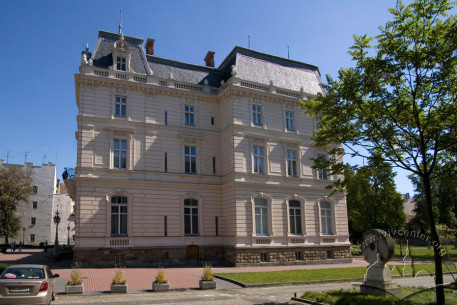 Vul. Kopernika, 15. A view of the western facade