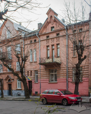 Вул. Вишенського, 29 – житловий будинок