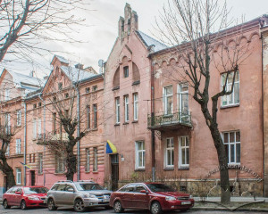 Вул. Вишенського, 31 – житловий будинок