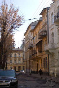 Ul. Akademika Bohomolca, 10. Widok od strony zachodniej