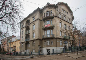 Вул. Котляревського, 37 – житловий будинок