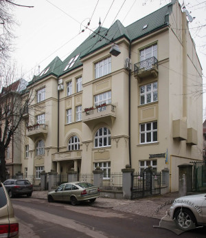 Vul. Kotlyarevskoho, 37a – residential building