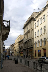 Vul. Doroshenka, 22. A view from northeast