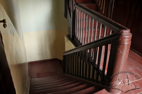 Vul. Levytskoho, 4. Authentic mid 19th century staircase