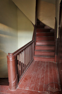 Vul. Levytskoho, 4. Authentic mid 19th century staircase