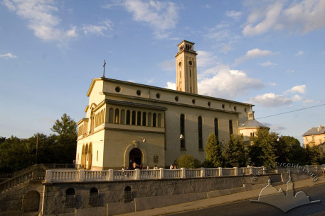 Вул. Личаківська, 175. Загальний вигляд з вулиці
