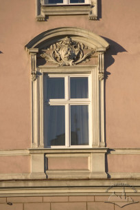 Vul. Valova, 2. A 4rd floor window