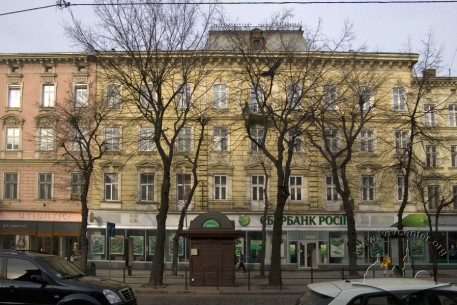 Vul. Valova, 4. View of the facade facing Halytska sq.