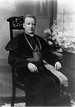 Архієпископ Юзеф Більчевський