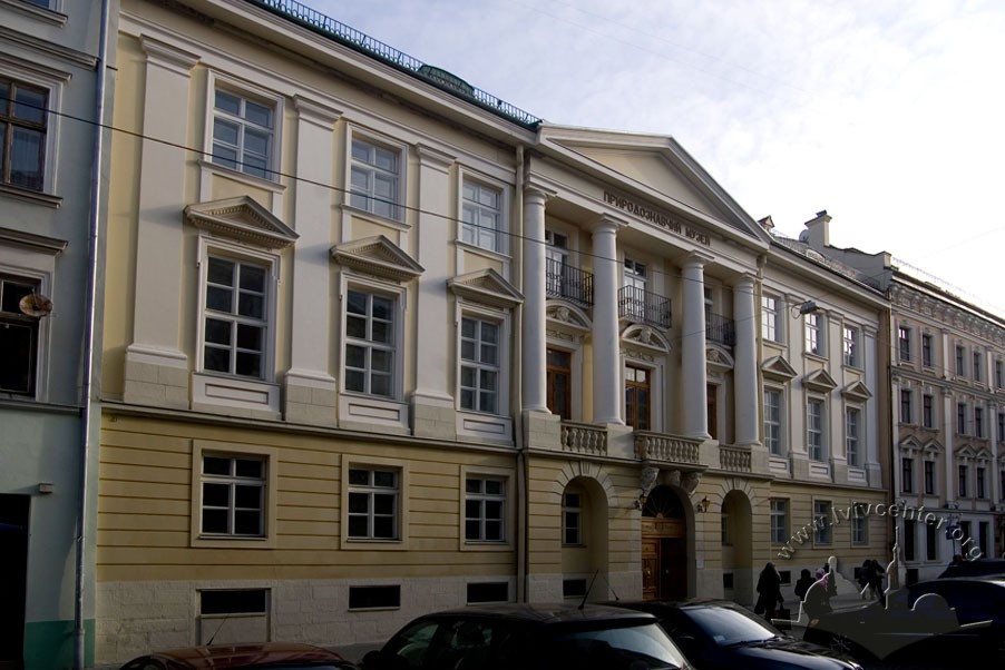 Former Dzieduszycki Palace at 18 Teatralna St.
