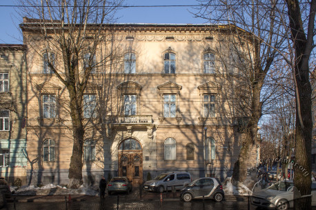 Пам’ятна дошка Володимиру Кубійовичу на вул. Листопадового Чину, 10 (2019).