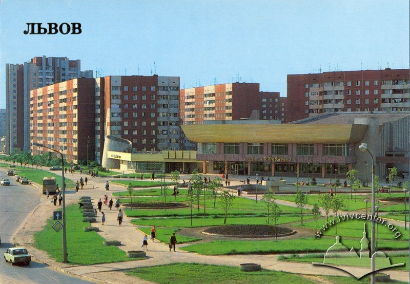 Sykhiv: from Microraion to Macrohistory