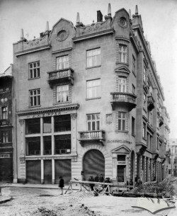 Будинок універмагу у 1912 р.