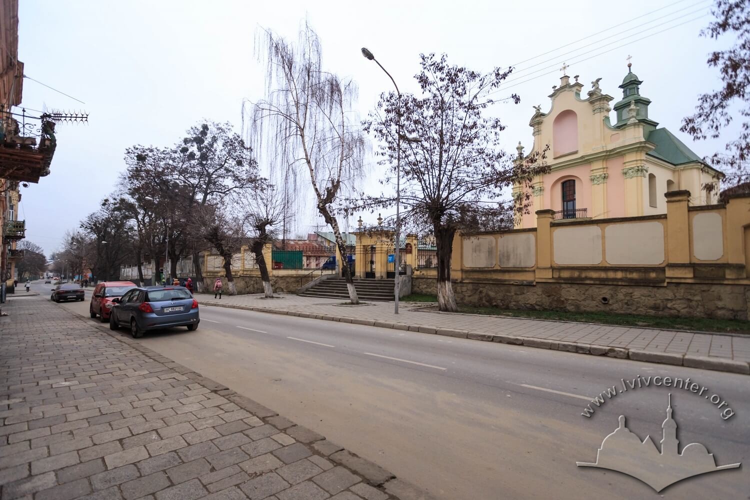 Vul. Zhovkivska, and the former church/Photo courtesy of Nazarii Parkhomyk, 2015