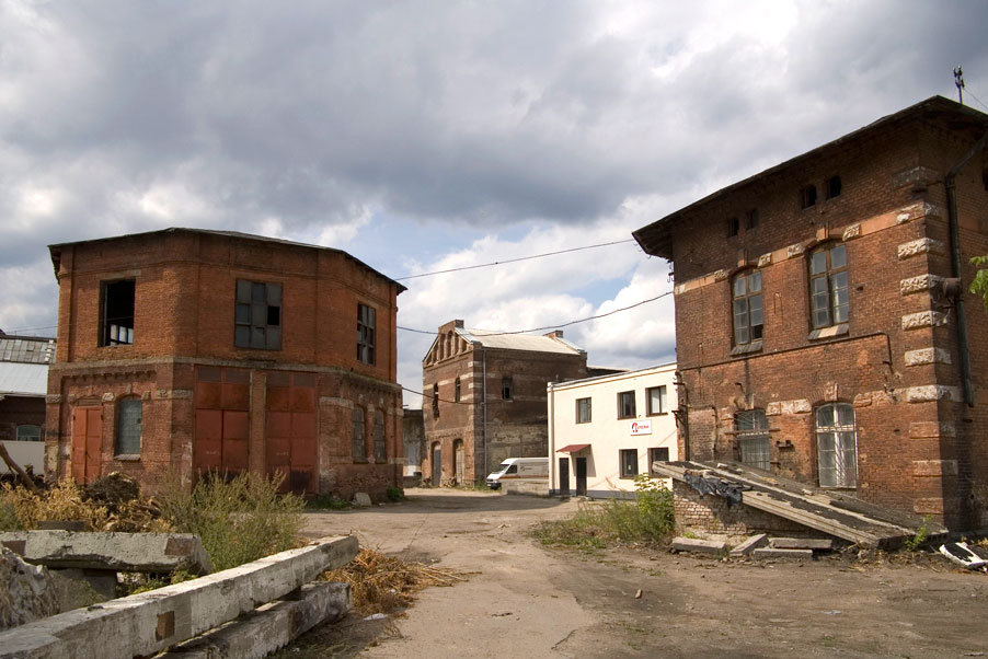 Vul. Promyslova, 52. The latest location of the city slaughterhouse. Part of its buildings/Photo courtesy of Ihor Zhuk, 2013